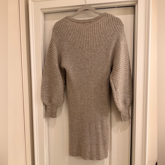 Lush Ballon Sleeve Sweater Dress - Picture 5 of 5